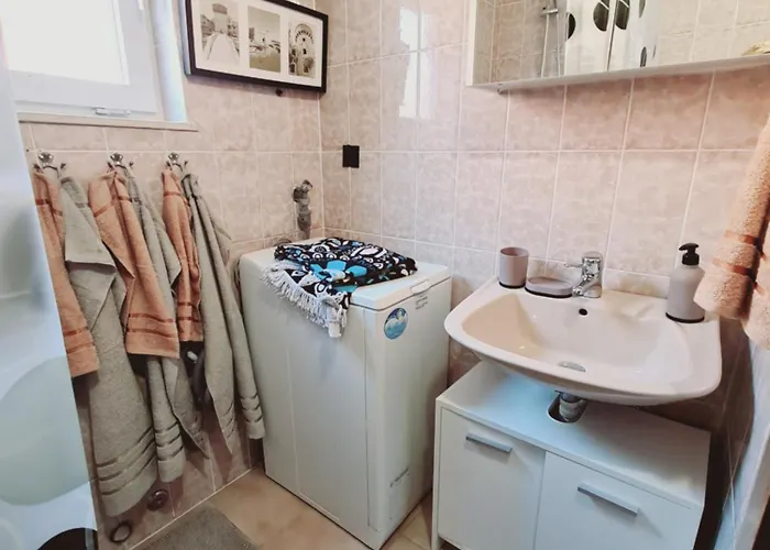 Ante Apartment